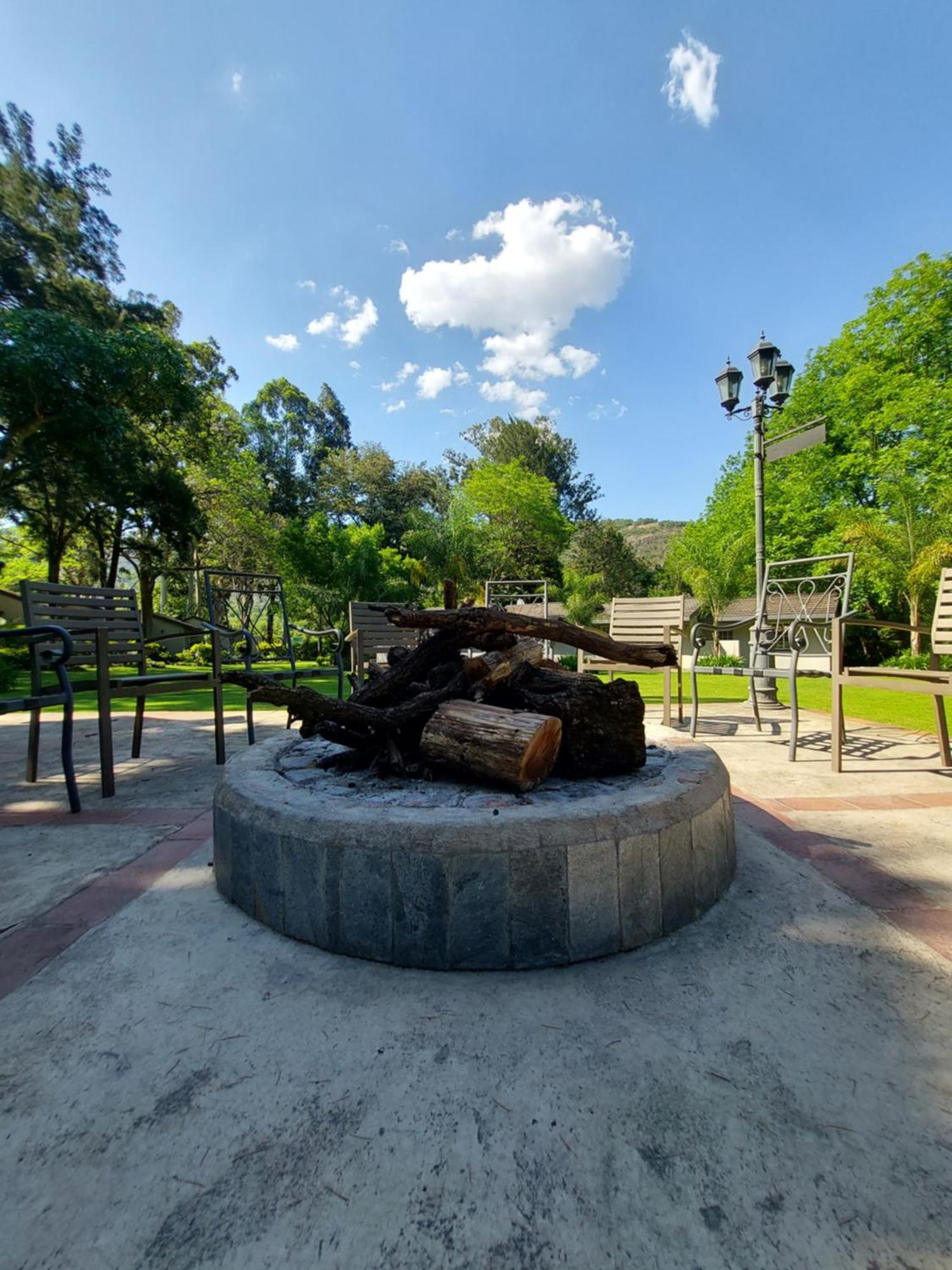 Wayside Lodge Waterval Boven Exterior foto